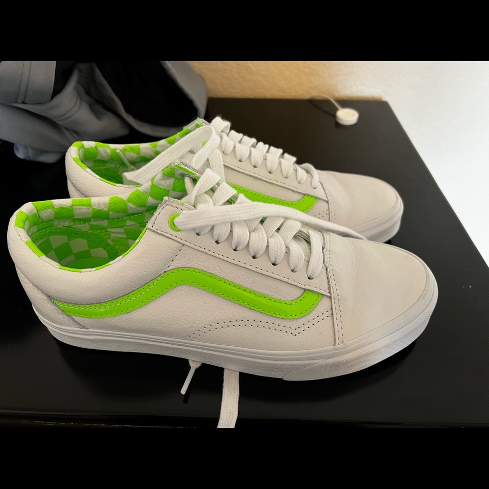 White leather vans size 9